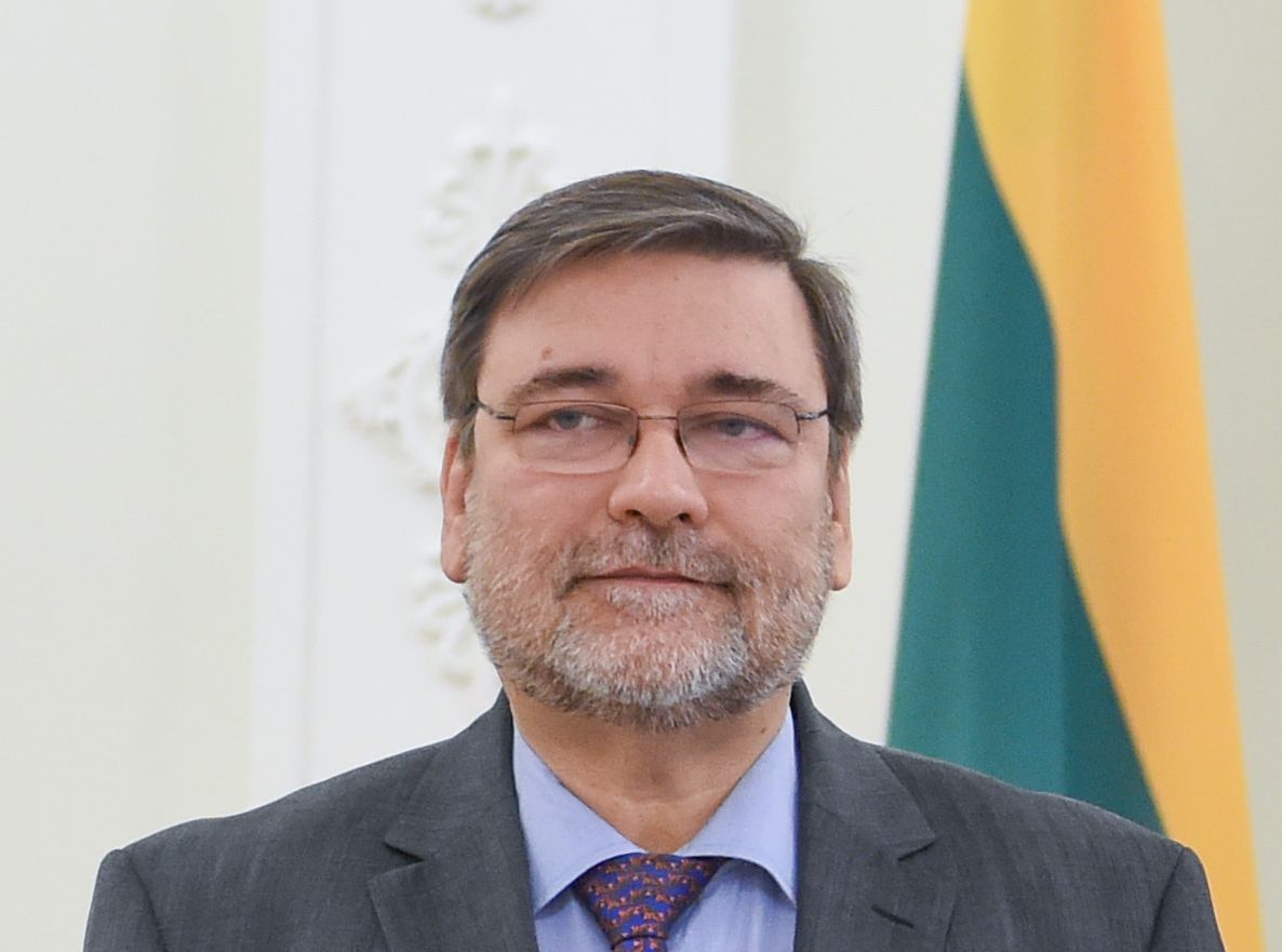 J. Lazutka 3.jpg